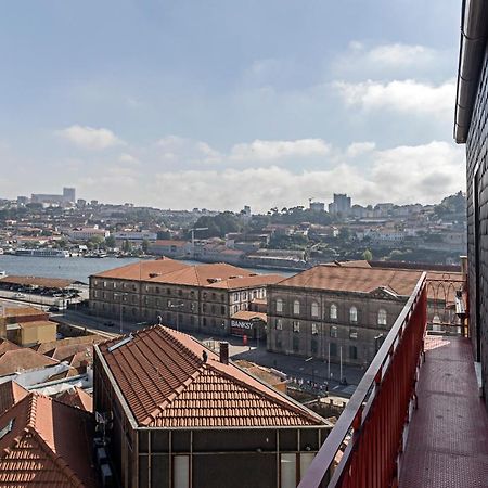 Wonderful Flat Near River W/ Ac By Lovelystay Porto Luaran gambar