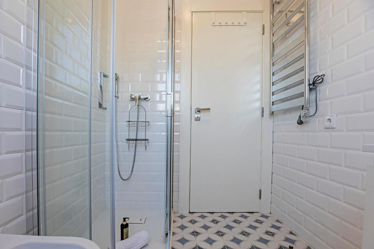 Wonderful Flat Near River W/ Ac By Lovelystay Porto Luaran gambar