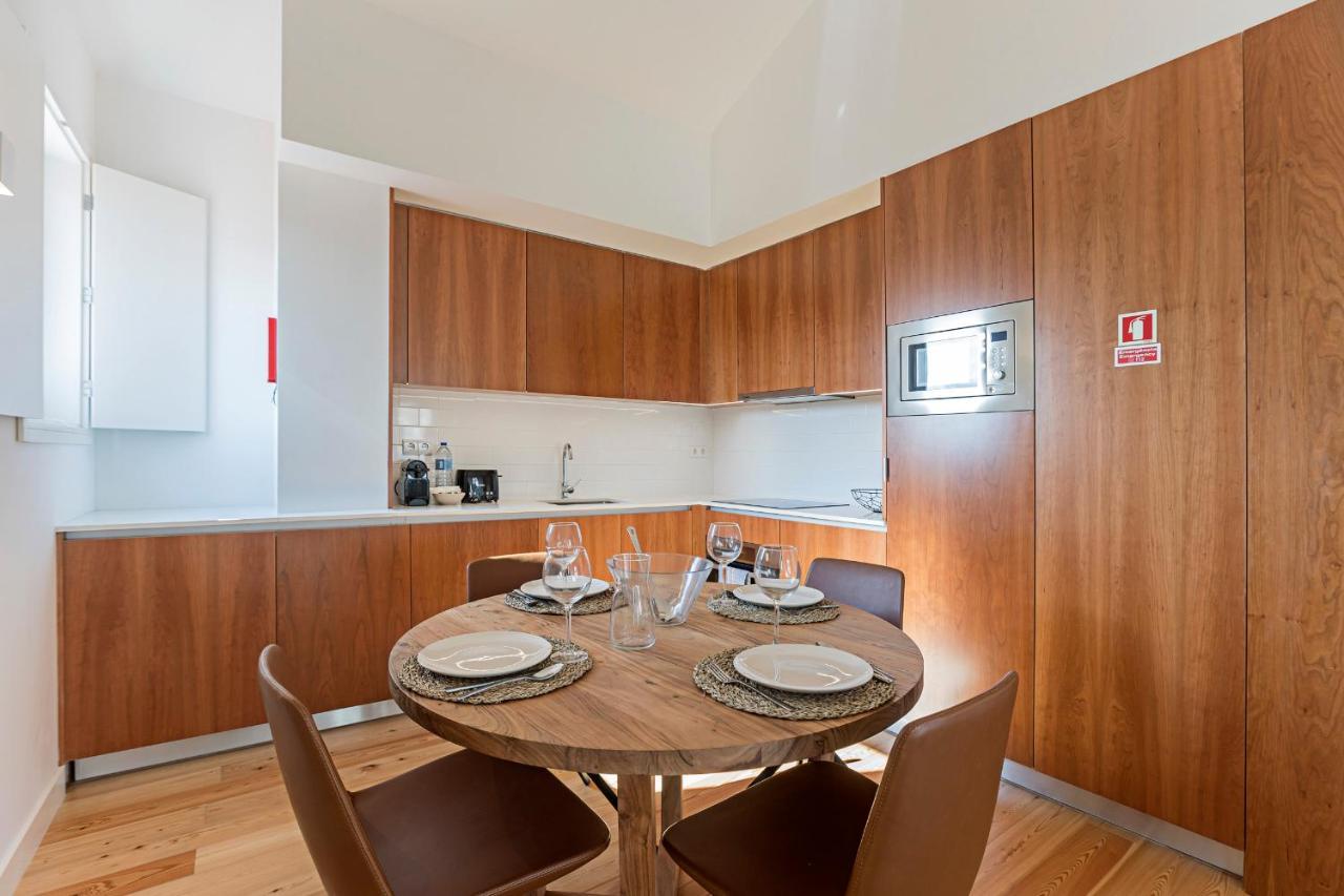 Wonderful Flat Near River W/ Ac By Lovelystay Porto Luaran gambar